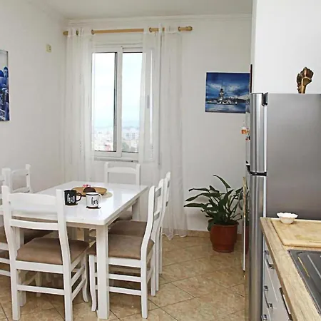 Edurres Terminal Aparment 10 Apartment